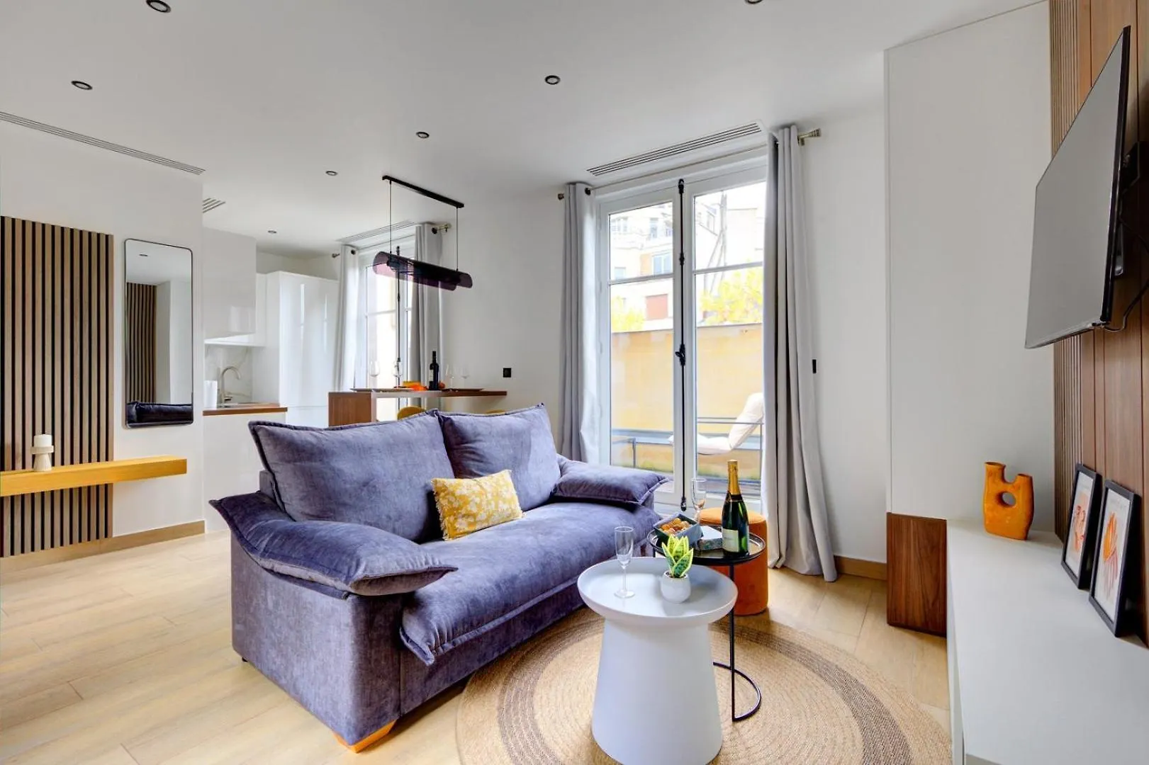 Bluestay 294 - Superbe Appartement A Paris 17